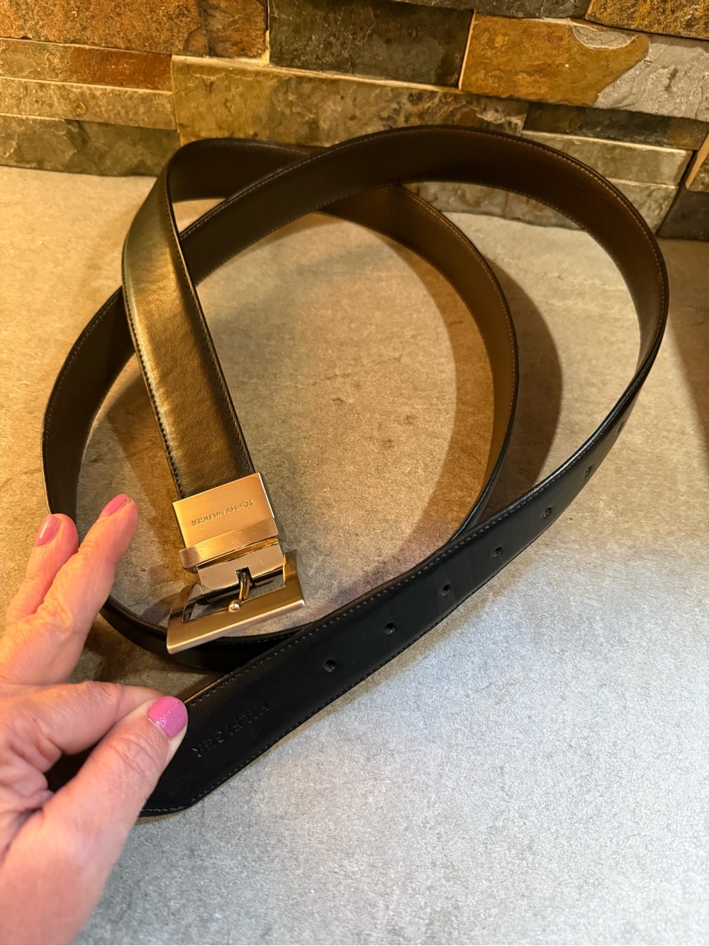 Tommy Hilfiger Mens Belt  Black Leather Size 54 / 56 Great Condition